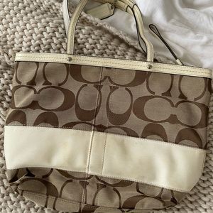 Classic fabric coach bag